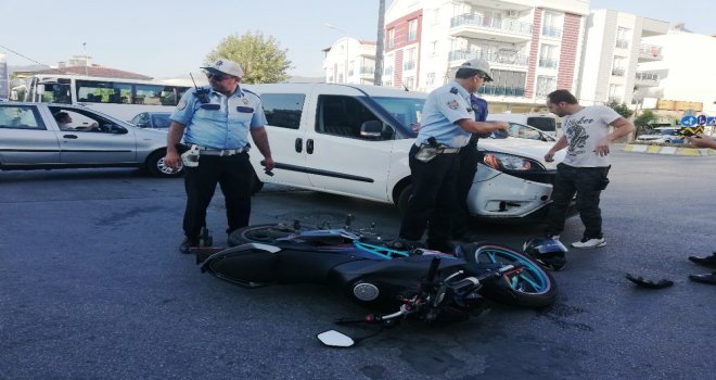 Aydında Polis Aracı İle Motosiklet Çarpıştı; 1 Yaralı