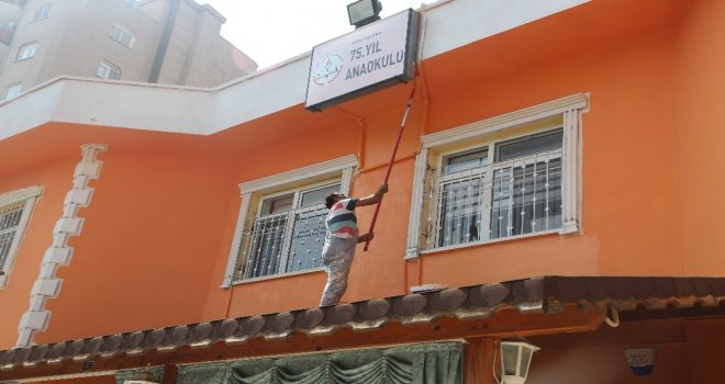 Erdemli Belediyesinin Okulları Desteği Sürüyor