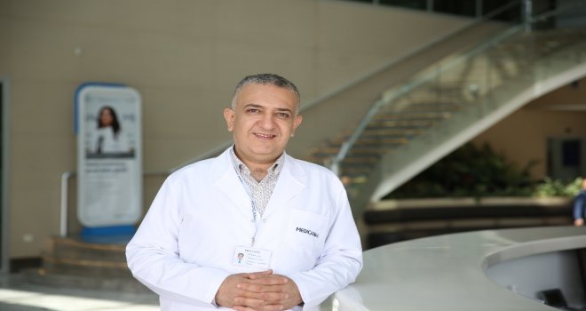 Doç. Dr. Mustafa Ülker: “Kötü Alışkanlıklar Dişinize Zarar Vermesin”