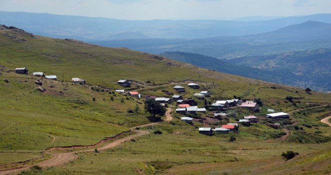 Sıhırçukuru Yaylası, Eşsiz Manzarasıyla Büyülüyor