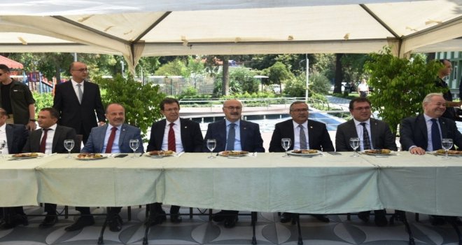 Aydında İl Protokolü Bayramlaştı