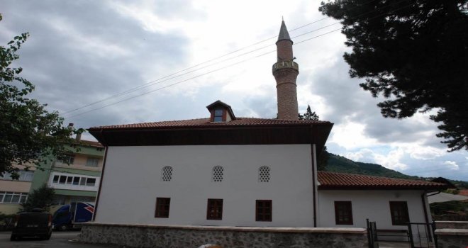 Tarihi Kadıasker Caminin Restorasyonu Tamamlandı