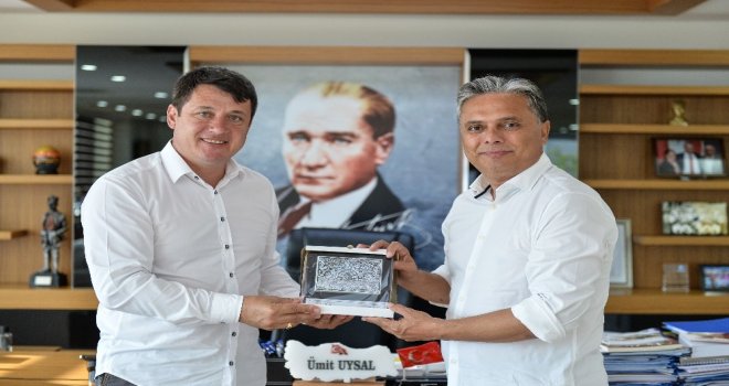 Muratpaşa Belediye Başkanı Ümit Uysal, Ardino Belediye Başkanı Resmi Muratı Makamında Kabul Etti.