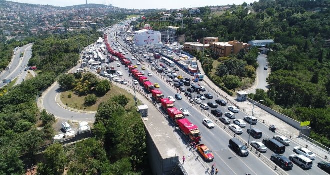 Trafiğe Kapatılan 15 Temmuz Şehitler Köprüsü Havadan Görüntülendi