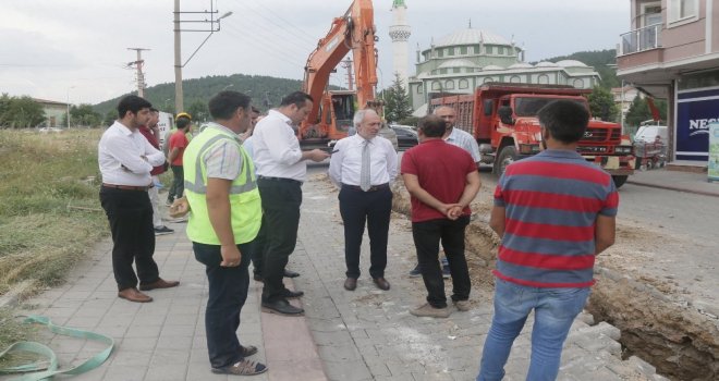 Başkan, Yağmur Suyu Hattı Çalışmalarını İnceledi