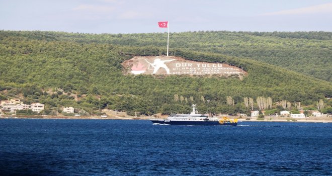 Rus Arama Kurtarma Gemisi Düşen Rus Uçağını Aramak İçin Çanakkale Boğazından Geçti