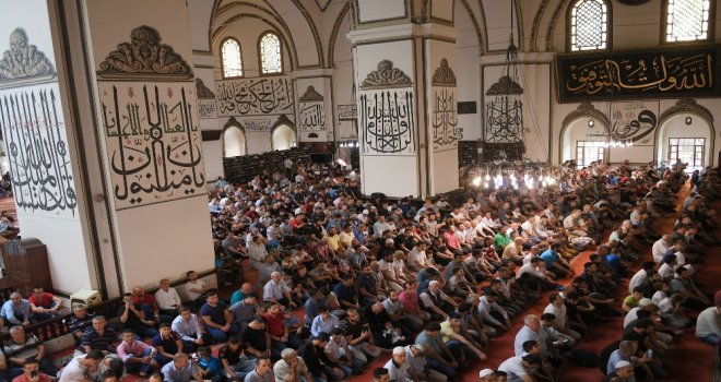 Başkan Dündar Vatandaşlarla Bayramlaştı