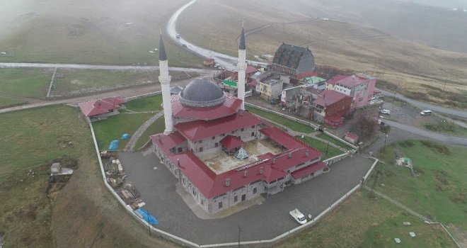 Padişah 4. Muradın Namaz Kıldığı Yere 12 Milyon Tllik Cami Yaptılar