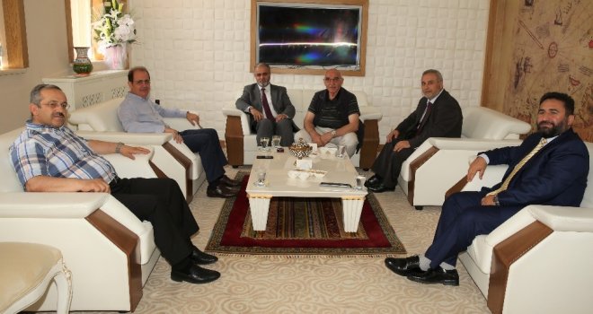 Diyanet İşleri Başkan Yardımcısı İşleyenden Rektör Coşkuna Ziyaret
