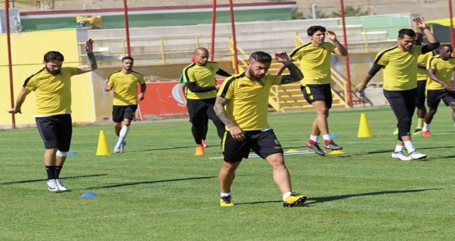 Evkur Yeni Malatyasporda Erol Bulut, Futbolcularından Daha Fazla Özveri İstedi