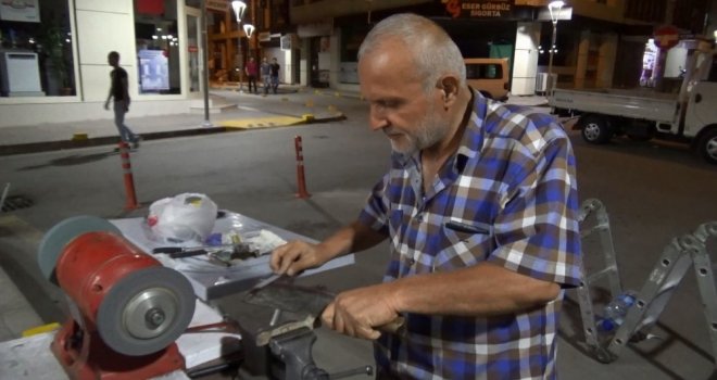 Bıçak Bileme Ustalarının “Kurban Bayramı” Mesaisi