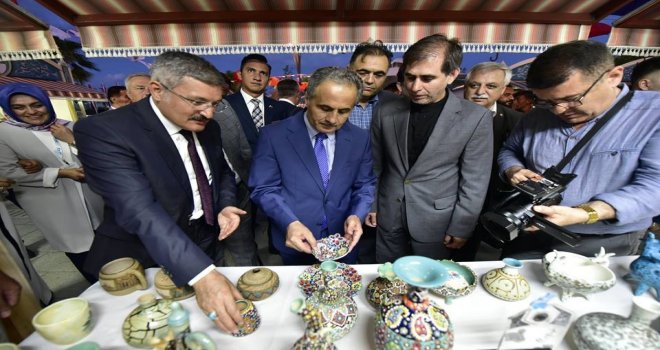 Pendikte 14. Uluslararası Geleneksel Sanatçılar Buluşması Başladı