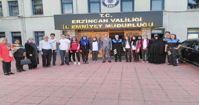 Öğrenciler Çanakkale Ve İstanbulu Gezdi
