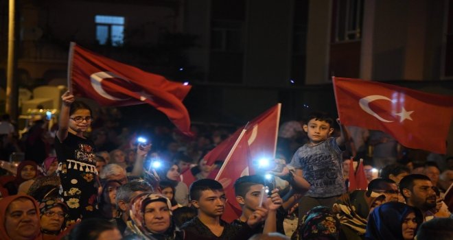 Zafer Mahallesinde Coşkulu Zafer Bayramı Kutlaması