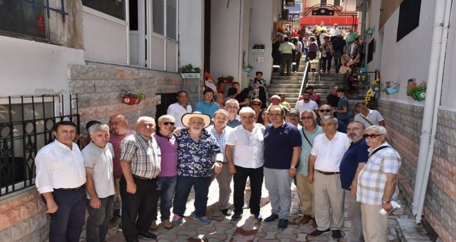 Giresunlu Şairin İsmi Mahallesindeki Geçide Verildi