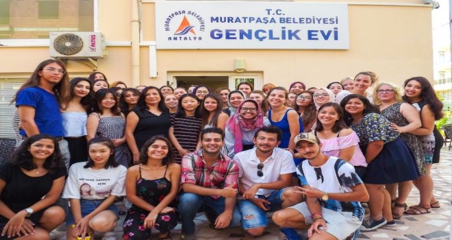 Kızıltoprak Gençlik Evi Avrupalı Öğrencileri Ağırladı
