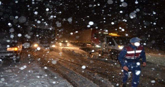 Antalya-Konya Karayolu Trafiğe Kapandı