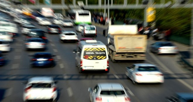 Okulların Açıldığı İlk Gün Bursa Trafiği Havadan Görüntülendi