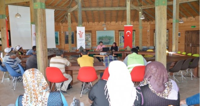 Gediz Belediye Personeline “Aile Eğitimi Programı” Semineri