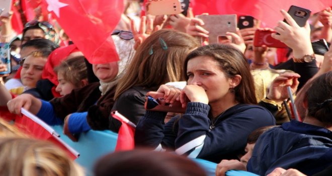 Başkan Erdoğanı Görünce Gözyaşlarını Tutamadılar