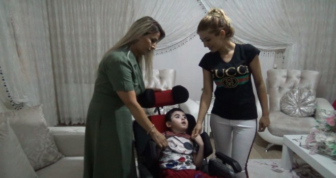 Ncl Hastası 2 Çocuğa Tekerlekli Sandalye