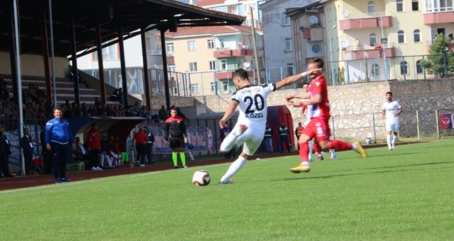 Tff 2. Lig: Niğde Anadolu Fk: 1 - Kastamonuspor 1966: 2