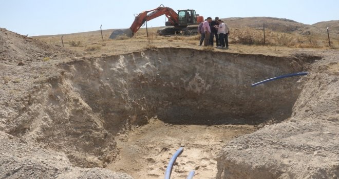 Erçekte İçme Suyu Hatları Yenileniyor