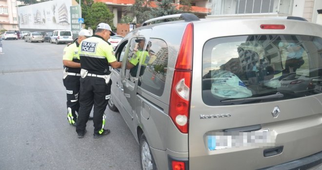 Uşak Polisi Güvenlik Uygulamalarını Yoğunlaştırdı