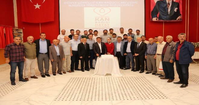 Gümüşhanede Kan Bağışçıları Ödüllendirildi