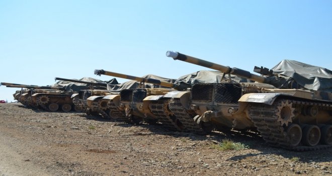 Hatayda Askeri Araç Sevkiyatı