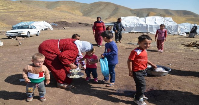 Gurbetteki Göçerler Yaylada Bayramlaştı