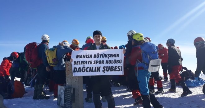 Manisa Büyükşehir Belediyesporun Flaması Karadenizin Zirvesinde