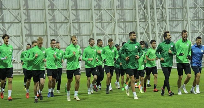 Atiker Konyasporda Maç Hazırlıkları Sürüyor