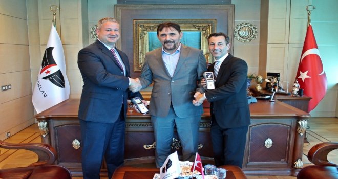 Ünlü Türk Şirketi Abdli Firmayla Olan Sözleşmesini Fesih Etti