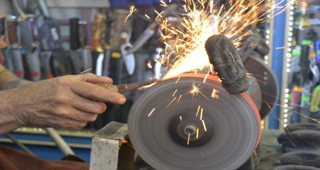 (Özel) Bayram Üzeri Bıçakçılar Dertli