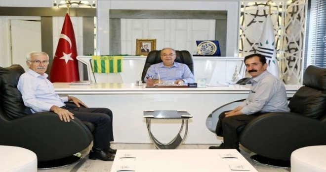 Alevi Kültür Derneği Başkanı Tanrıverdi Yöneticileri Başkan Kutlu İle Bir Araya Geldi