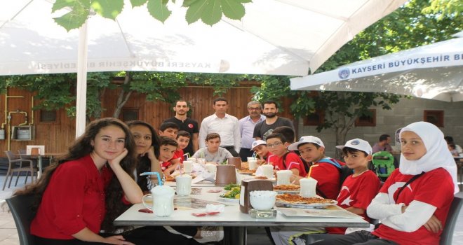 Büyükşehir Gençleri Sosyalleştiriyor