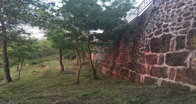 Giresun Kalesinde Temizlik İçin Gönüllüler Aranıyor