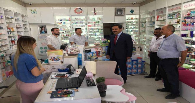 Belediye Başkanı Bahçeci, Vatandaş Ve Esnafla Projeleri Değerlendiriyor