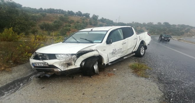 Sökede Trafik Kazası: 3 Yaralı