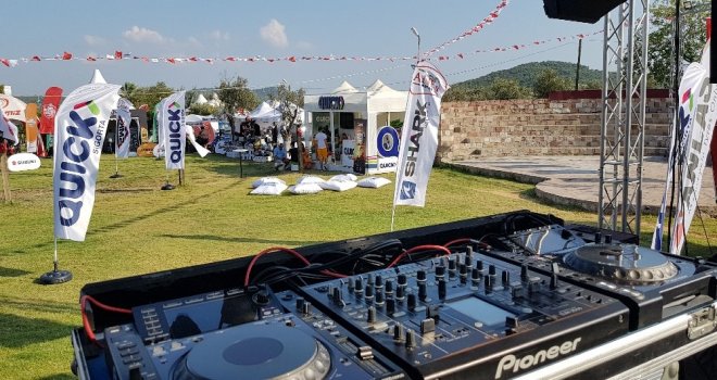 8. Balıkesir Uluslararası Motosiklet Festivalinde Hediye Yağmuru