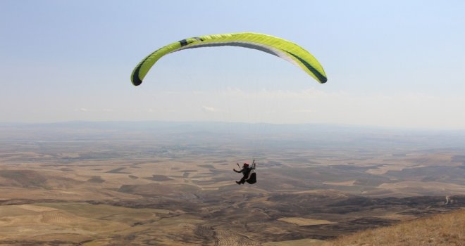 Bayat Yamaç Paraşütçülerinin Yeni Gözdesi Olmaya Aday