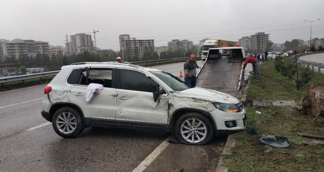 Samsunda Otomobil Takla Attı: 3 Yaralı