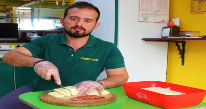 (Özel Haber) Tost Uğruna Bankadaki İşini Bıraktı