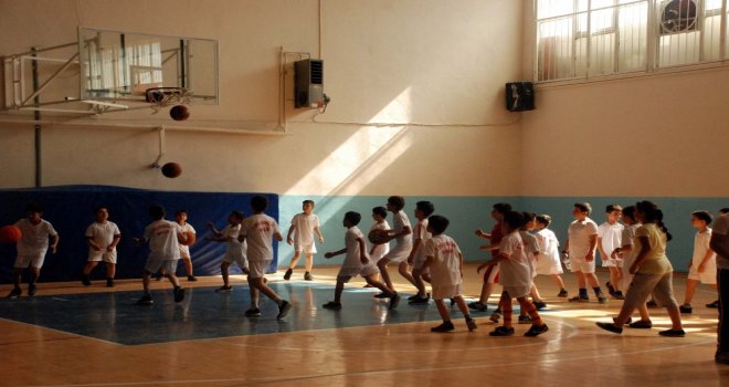 Bitliste 6 Bin 500 Öğrencilik Yaz Spor Okulları Açıldı