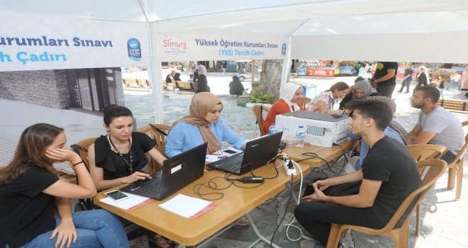 Yks Tercih Çadırı, Eyüp Sultan Camii Meydanında