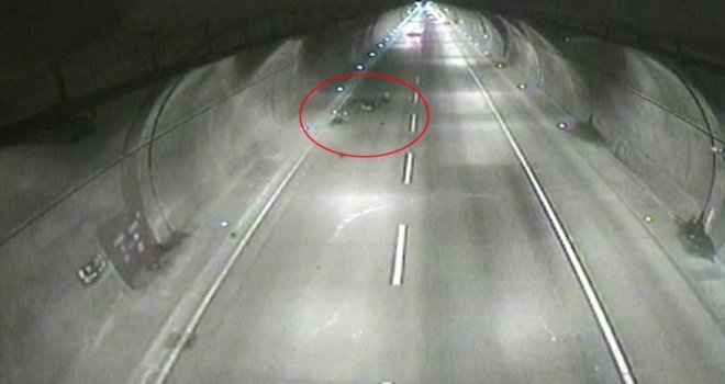 (Özel) Kağıthane Tünelinde Feci Motosiklet Kazası Kamerada