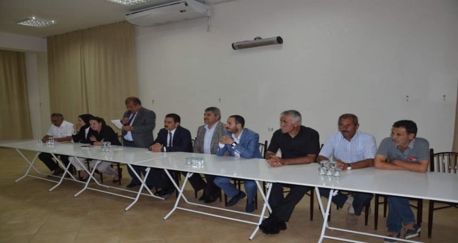 Günyüzünde Ak Parti Danışma Meclisi Toplantısı Yapıldı