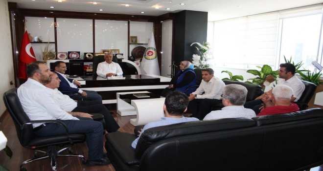 Ak Parti Adıyaman Yönetimi, Uslu İle Bir Araya Geldi