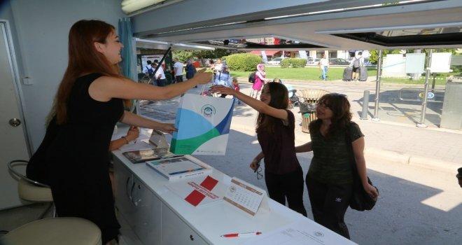 Odunpazarı, Eskişehiri Tercih Eden Öğrencileri Karşılıyor